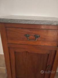 Coppia comodini antichi legno e marmo