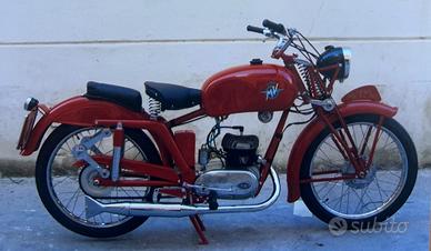 MV Augusta 125 d’epoca pari a chilometri zero