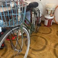 Bici  con  cesto