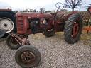 mc-cormick-farmall-f235d