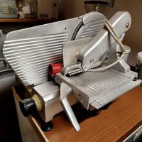 affettatrice professionale 
