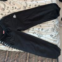 pantaloni kappa