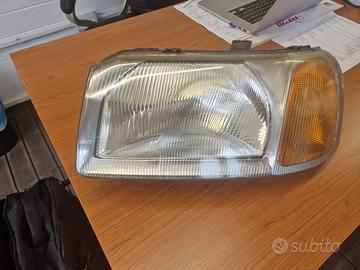 fanale anteriore lato destro freelander 1999