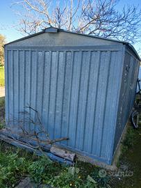 Box in lamiera usato