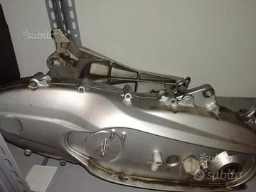 T max 500 ricambi motore