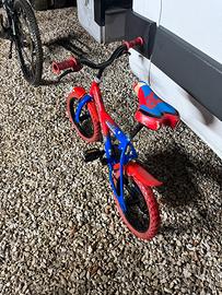 Bicicletta per bimbo spider-man