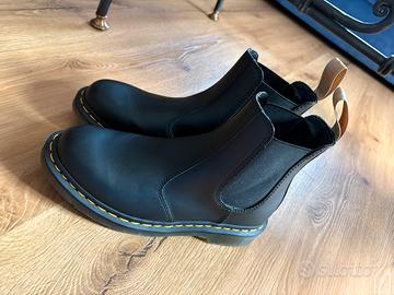 Dr. Martens Vegan 2976