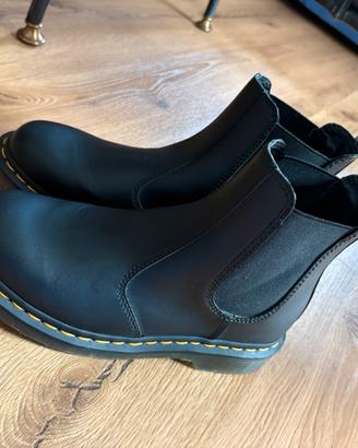 Dr. Martens Vegan 2976