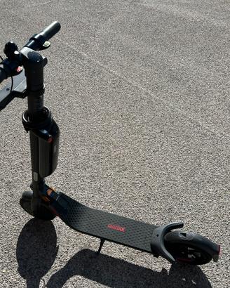 Monopattino Segway ninebot E25E