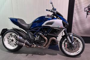 Ducati Diavel Stripe