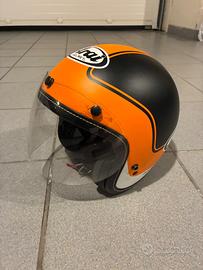 Casco jet arai