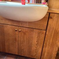 Mobile bagno in legno