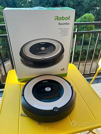 Robot Aspirapolvere iRobot Roomba e5 +Virtual Wall