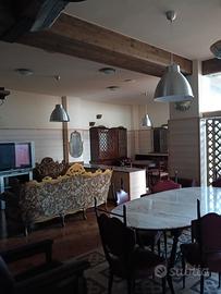 4 vani open space a Gravina Ct