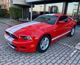 Ford Mustang 3.7 V6 305cv Coupe Aut. IVA ESPOSTA -