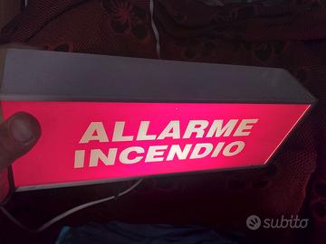 insegna luminosa ALLARME INCENDIO