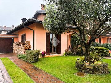 TRIFAMILIARE A BELGIOIOSO