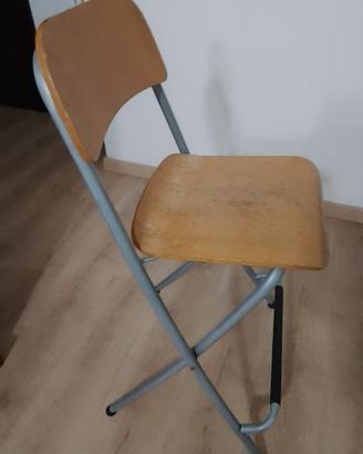 Sgabello bar pieghevole