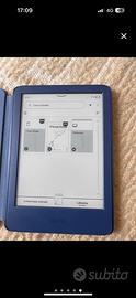 Kindle 11 blu con cover a libro