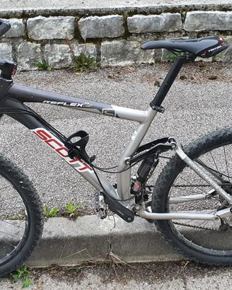 MOUNTAIN BIKE
