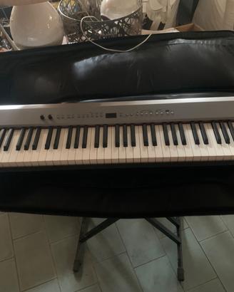 Digital Piano FP- 2 — ROLAND —
