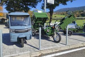 MOTOCARRO ELETTRICO CASSONE RIBALTABILE AUTOMATICO