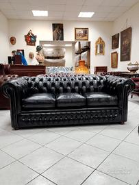Divano chesterfield club nuovo... chester 