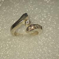 Anello in acciaio con pietre
Misure come da foto