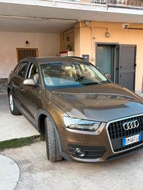 Audi Q3 2.0 TDI Business Plus 06/2012