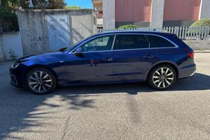 Audi A 4 Avant  2.0 tdi mhev Sline edition