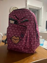 Zaino spazioso a piu scompartimenti per scuola