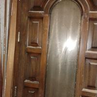 portone in legno 