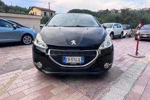 Peugeot 208 1.4 HDi 68 CV 5 porte Allure