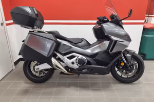 Honda Forza 750 DCT