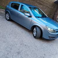 Opel astra H