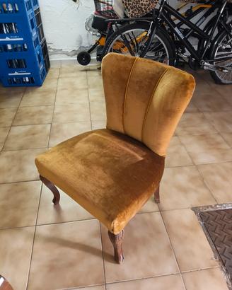 Poltrona bassa anni 70 vintage  ocra 