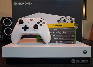 Xbox One X Bianca PERFETTA Completa + 6 Giochi