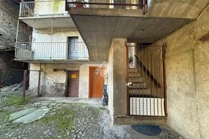 CASA SEMINDIPENDENTE A COSIO VALTELLINO