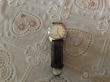 Orologio storico Universal Genève  Fs