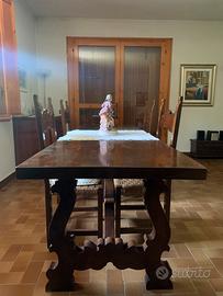 Tavolo in legno massello noce nazionale + 6 sedie