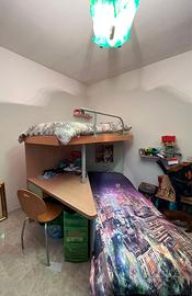 cameretta moderna a castello