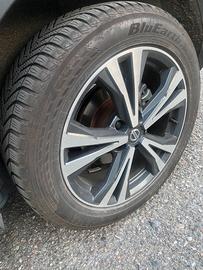 Pneumatici yokhoama 215/55/r18 invernali