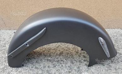 Parafango avvolgente per custom
