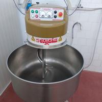 Impastatrice a spirale + spezzatrice professionali