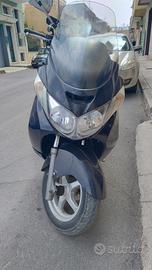 Suzuki Burgman 400