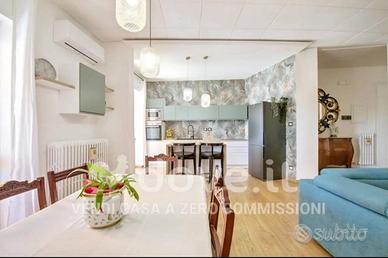 Cucina moderna verde salvia/acero MOBILTURI