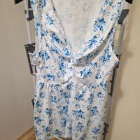 Maglie camicie e pantaloni stock 7