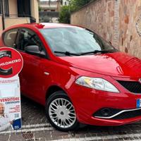 Lancia Ypsilon 1.2 69 CV 5 porte Platinum