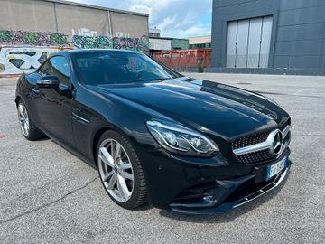Mercedes-benz SLC 300 AMG line