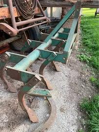 Ripuntatore agricolo